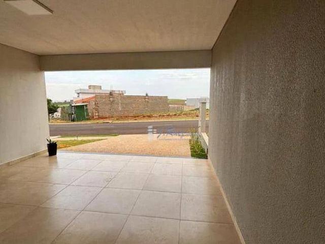 Casa / Sobrado em Condomínio para Venda em Cravinhos/SP Centro 3 Quartos