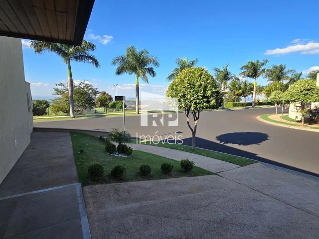Casa / Sobrado em Condomínio para Venda em Cravinhos/SP Residencial Alto do Vale 3 Quartos
