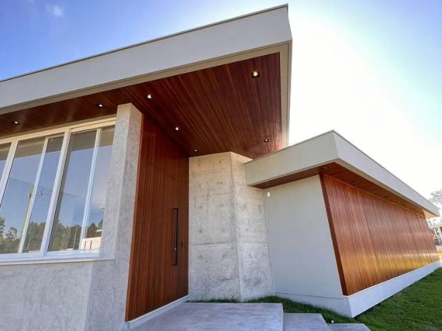 Casa / Sobrado em Condomínio para Venda em Criciúma/SC Primeira Linha 3 Quartos
