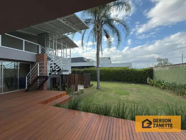 Casa / Sobrado em Condomínio para Venda em Criciúma/SC Primeira Linha 3 Quartos