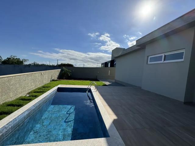 Casa / Sobrado em Condomínio para Venda em Criciúma/SC Primeira Linha 3 Quartos