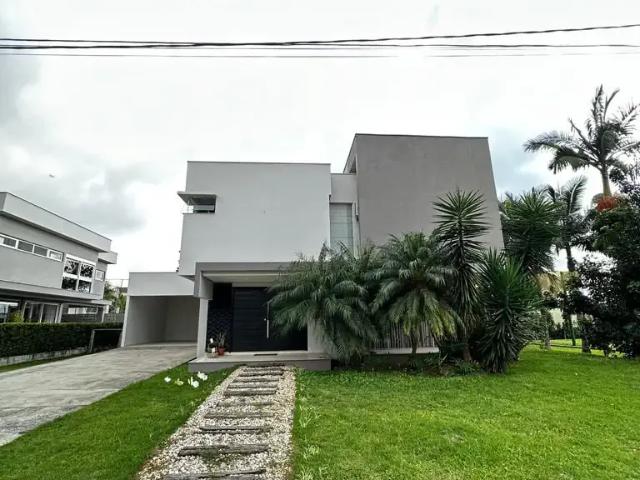 Casa / Sobrado em Condomínio para Venda em Criciúma/SC Primeira Linha 4 Quartos