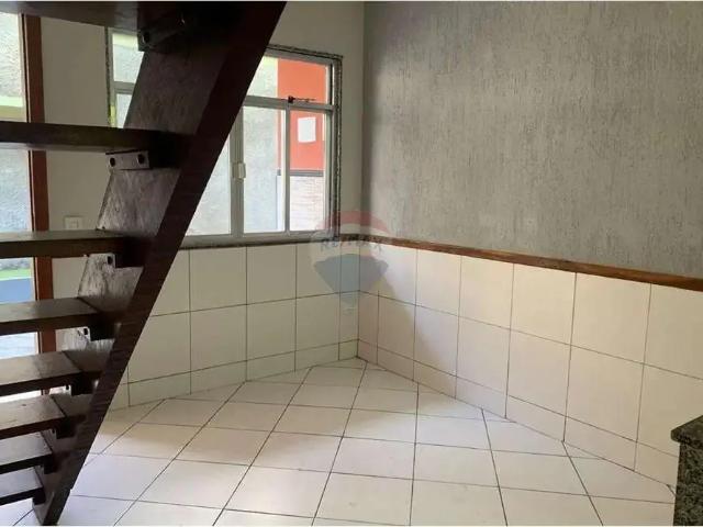Casa / Sobrado em Condomínio para Venda em Duque de Caxias/RJ Vila Leopoldina 2 Quartos