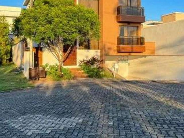Casa / Sobrado em Condomínio para Venda em Eusébio/CE Urucunema 4 Quartos