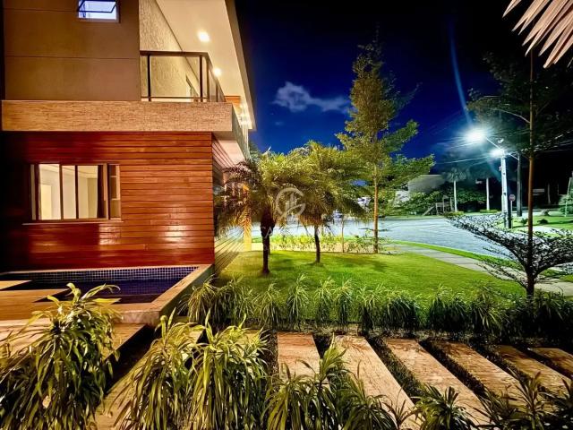 Casa / Sobrado em Condomínio para Venda em Eusébio/CE Cararu 5 Quartos