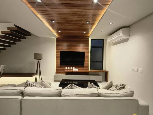 Casa / Sobrado em Condomínio para Venda em Eusébio/CE Cararu 5 Quartos