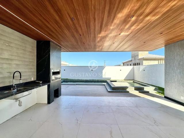 Casa / Sobrado em Condomínio para Venda em Eusébio/CE Cidade Alpha 4 Quartos