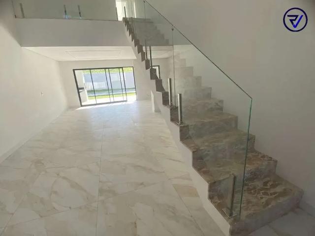 Casa / Sobrado em Condomínio para Venda em Eusébio/CE Cidade Alpha 4 Quartos
