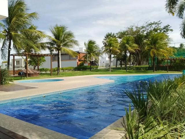 Casa / Sobrado em Condomínio para Venda em Eusébio/CE Mangabeira 4 Quartos
