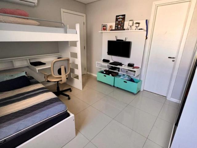 Casa / Sobrado em Condomínio para Venda em Eusébio/CE Pedras 3 Quartos