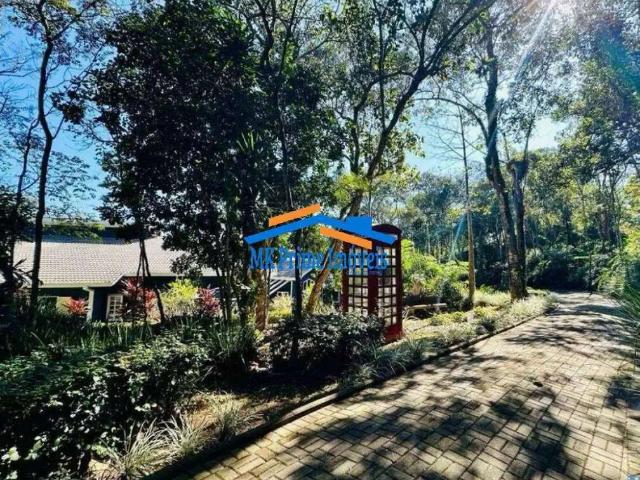 Casa / Sobrado em Condomínio para Venda em Embu das Artes/SP Moinho Velho 4 Quartos