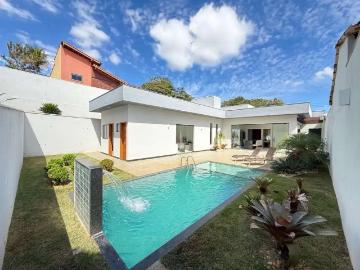 Casa / Sobrado em Condomínio para Venda em Esmeraldas/MG Condomínio Clube Dos 200 3 Quartos