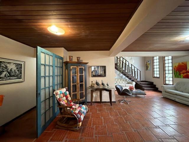 Casa / Sobrado em Condomínio para Venda em Esmeraldas/MG Nossa Fazenda 5 Quartos