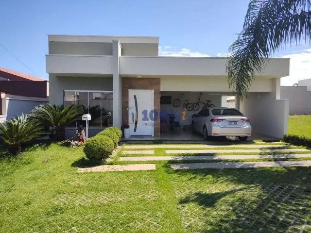 Casa / Sobrado em Condomínio para Venda em Estiva Gerbi/SP Centro 3 Quartos