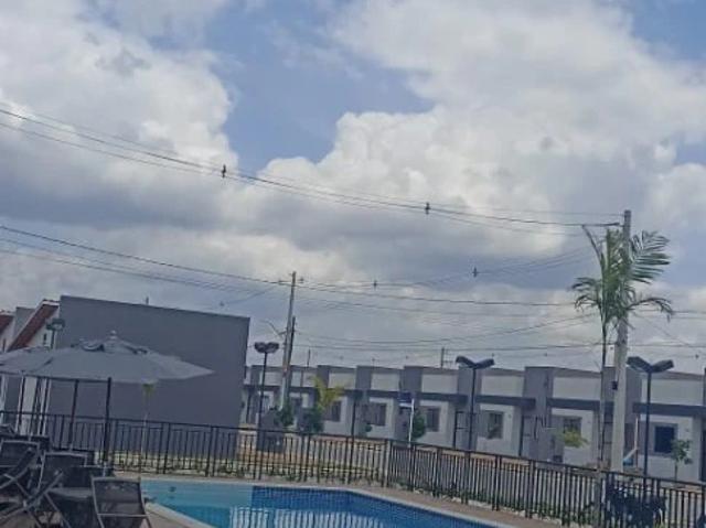 Casa / Sobrado em Condomínio para Venda em Feira de Santana/BA Brasília 2 Quartos