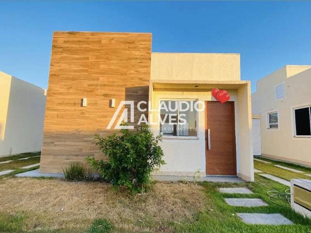Casa / Sobrado em Condomínio para Venda em Feira de Santana/BA Nova Esperança 2 Quartos