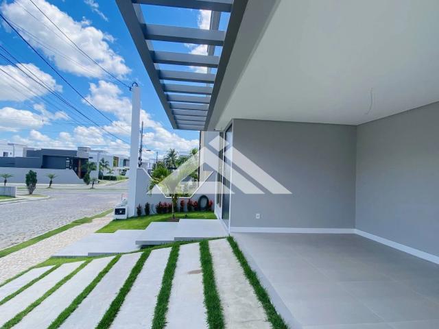 Casa / Sobrado em Condomínio para Venda em Feira de Santana/BA Papagaio 4 Quartos