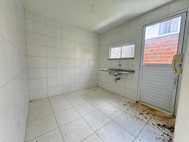 Casa / Sobrado em Condomínio para Venda em Feira de Santana/BA Papagaio 2 Quartos