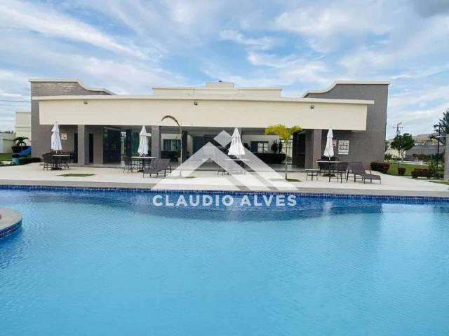Casa / Sobrado em Condomínio para Venda em Feira de Santana/BA Papagaio 3 Quartos