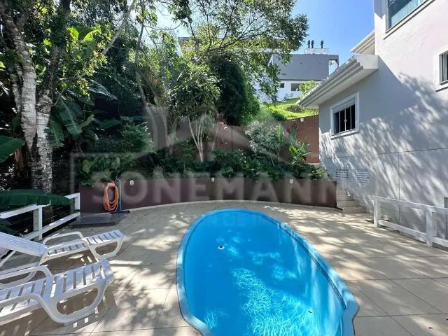 Casa / Sobrado em Condomínio para Venda em Florianópolis/SC Trindade 4 Quartos