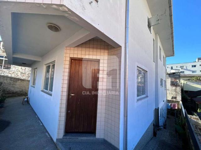 Casa / Sobrado em Condomínio para Venda em Florianópolis/SC Trindade 8 Quartos