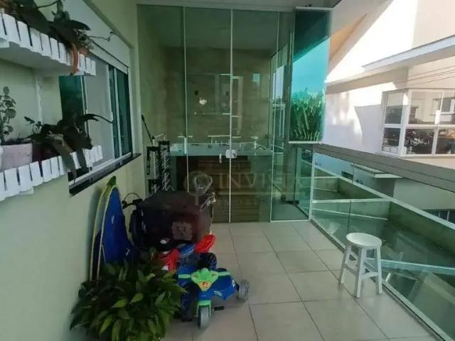 Casa / Sobrado em Condomínio para Venda em Florianópolis/SC Trindade 3 Quartos