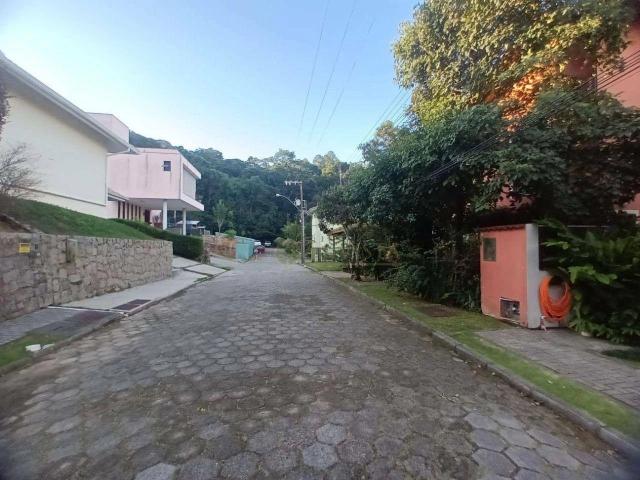 Casa / Sobrado em Condomínio para Venda em Florianópolis/SC Trindade 3 Quartos