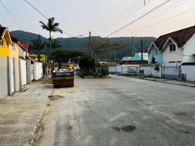 Casa / Sobrado em Condomínio para Venda em Florianópolis/SC Vargem do Bom Jesus 3 Quartos
