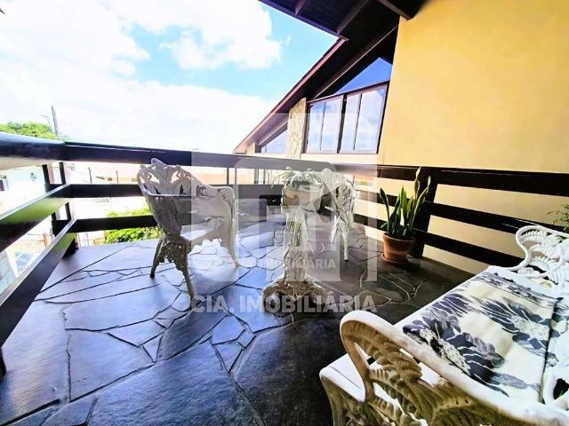 Casa / Sobrado em Condomínio para Venda em Florianópolis/SC Abraão 4 Quartos