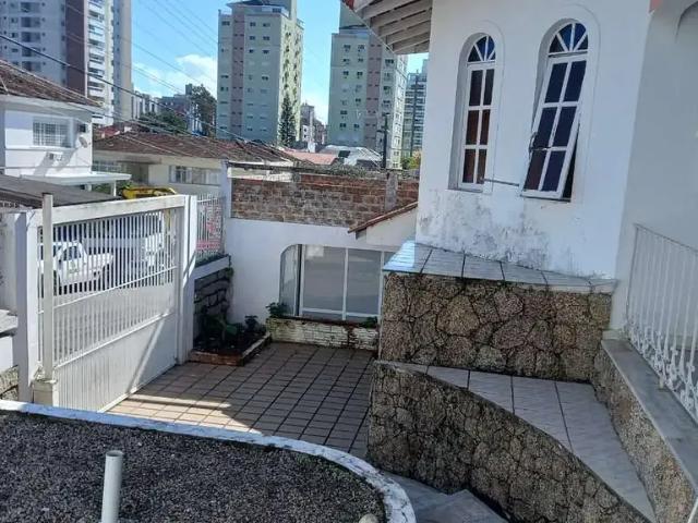 Casa / Sobrado em Condomínio para Venda em Florianópolis/SC Agronômica 3 Quartos