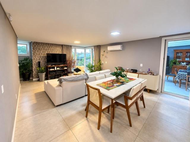 Casa / Sobrado em Condomínio para Venda em Florianópolis/SC Agronômica 4 Quartos