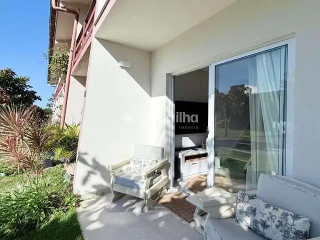 Casa / Sobrado em Condomínio para Venda em Florianópolis/SC Armação 3 Quartos