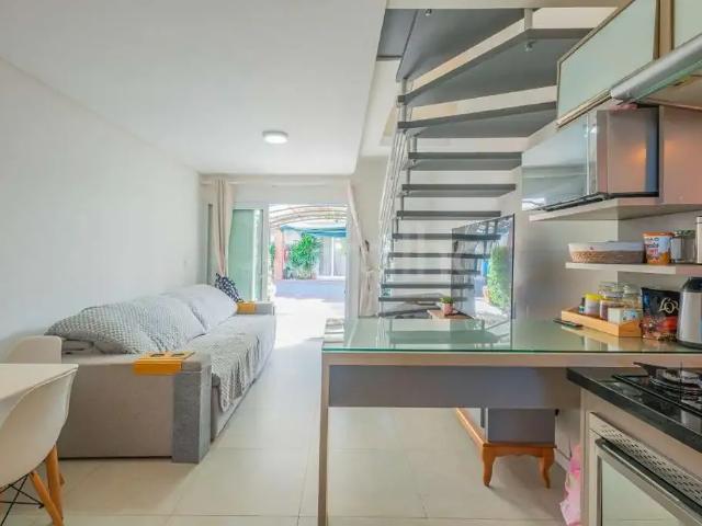 Casa / Sobrado em Condomínio para Venda em Florianópolis/SC Armação do Pântano do Sul 2 Quartos