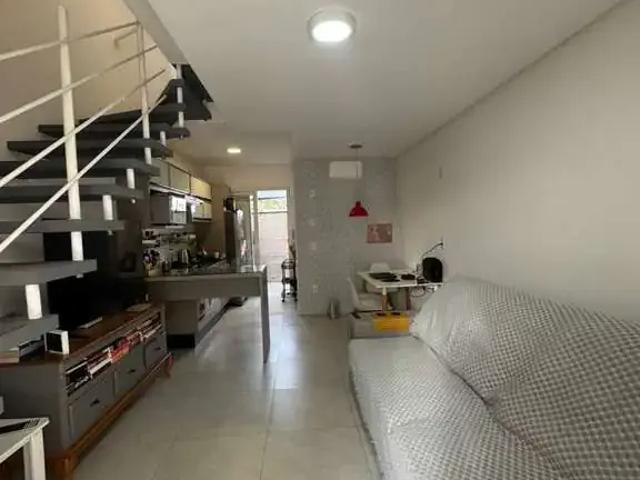 Casa / Sobrado em Condomínio para Venda em Florianópolis/SC Armação do Pântano do Sul 2 Quartos