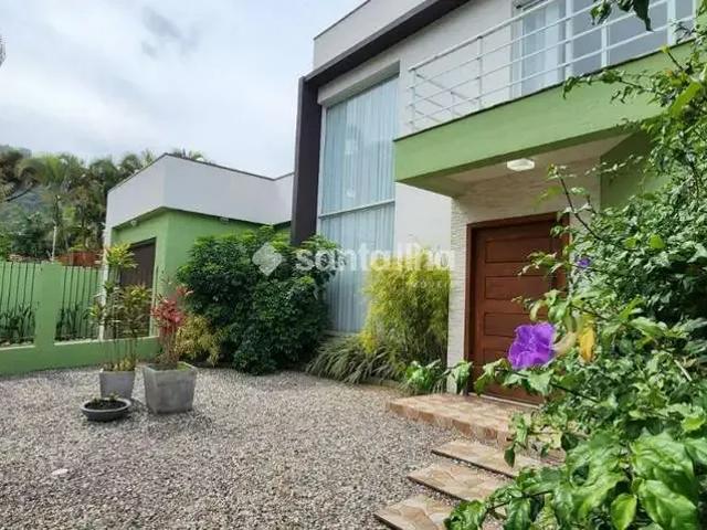 Casa / Sobrado em Condomínio para Venda em Florianópolis/SC Armação 4 Quartos