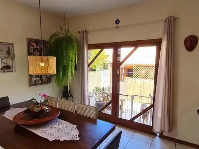 Casa / Sobrado em Condomínio para Venda em Florianópolis/SC Armação do Pântano do Sul 5 Quartos