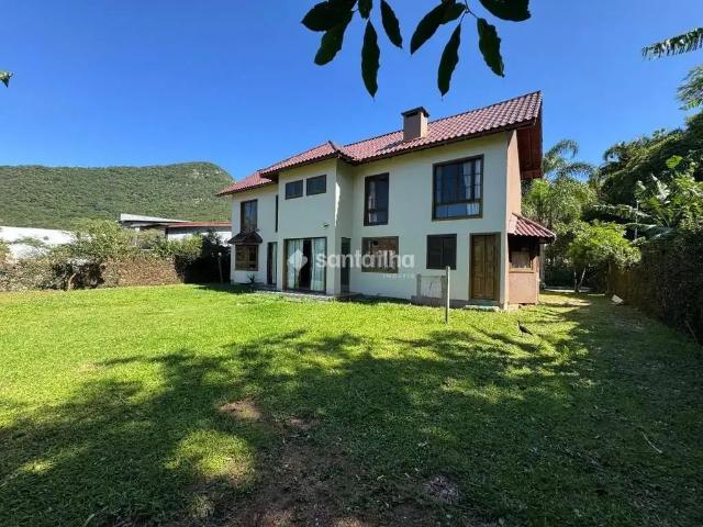 Casa / Sobrado em Condomínio para Venda em Florianópolis/SC Armação 6 Quartos