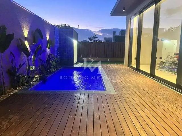 Casa / Sobrado em Condomínio para Venda em Florianópolis/SC Campeche 4 Quartos