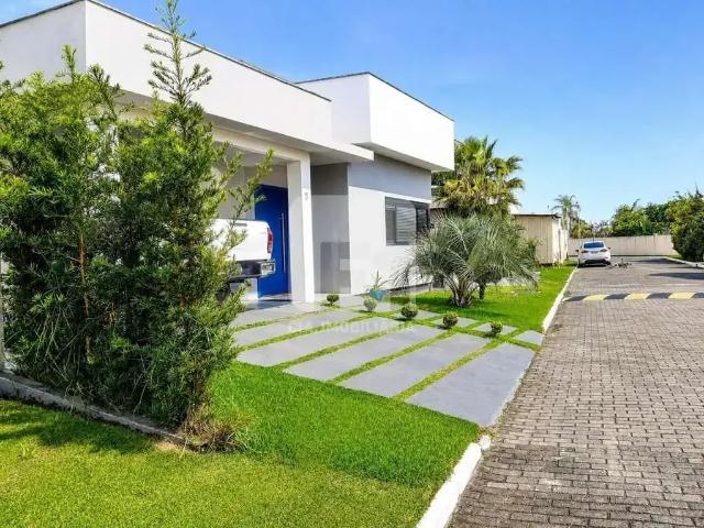 Casa / Sobrado em Condomínio para Venda em Florianópolis/SC Campeche 3 Quartos