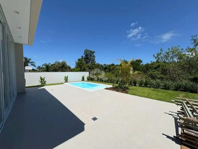 Casa / Sobrado em Condomínio para Venda em Florianópolis/SC Canasvieiras 3 Quartos