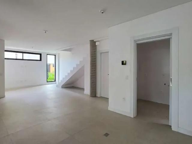 Casa / Sobrado em Condomínio para Venda em Florianópolis/SC Cacupé 3 Quartos