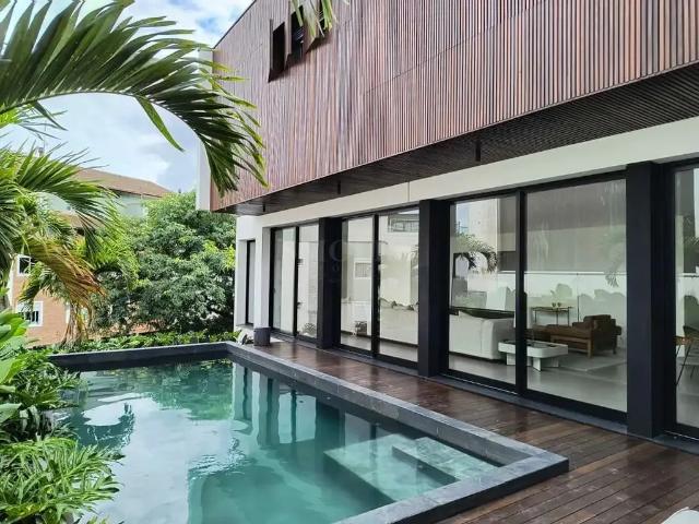 Casa / Sobrado em Condomínio para Venda em Florianópolis/SC Cacupé 3 Quartos
