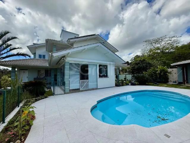 Casa / Sobrado em Condomínio para Venda em Florianópolis/SC Cacupé 3 Quartos