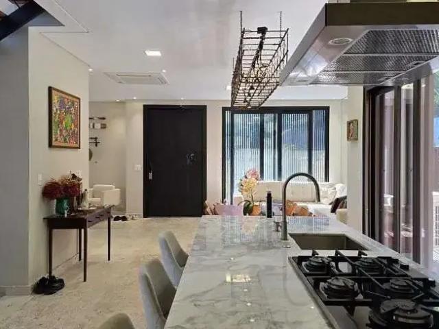 Casa / Sobrado em Condomínio para Venda em Florianópolis/SC Cacupé 3 Quartos