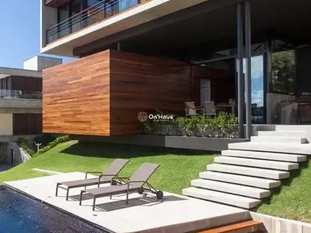 Casa / Sobrado em Condomínio para Venda em Florianópolis/SC Cacupé 3 Quartos