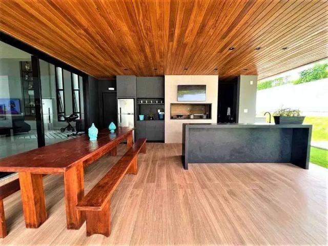 Casa / Sobrado em Condomínio para Venda em Florianópolis/SC Cacupé 4 Quartos
