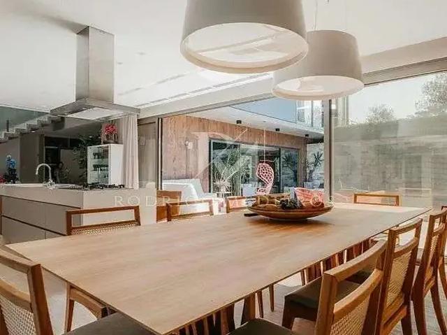 Casa / Sobrado em Condomínio para Venda em Florianópolis/SC Cacupé 4 Quartos