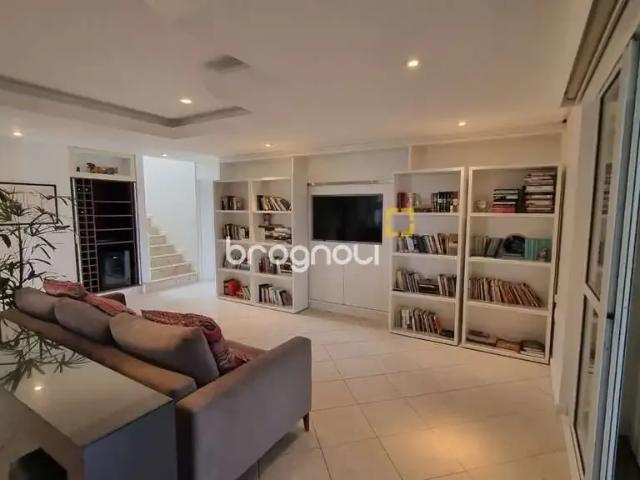 Casa / Sobrado em Condomínio para Venda em Florianópolis/SC Cacupé 4 Quartos