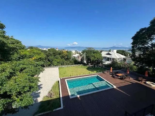 Casa / Sobrado em Condomínio para Venda em Florianópolis/SC Cacupé 6 Quartos