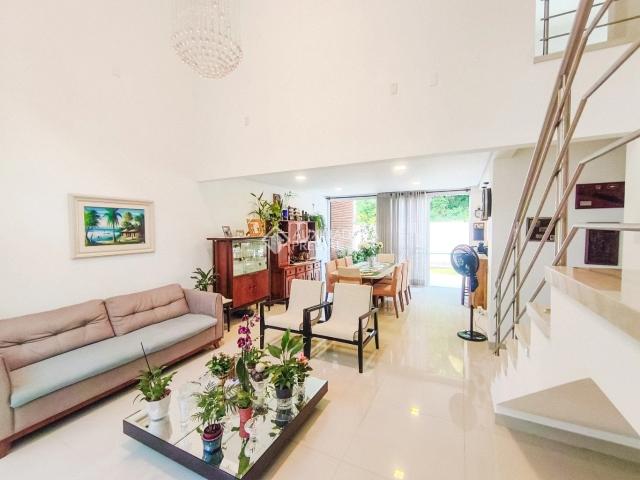 Casa / Sobrado em Condomínio para Venda em Florianópolis/SC Cachoeira do Bom Jesus 3 Quartos